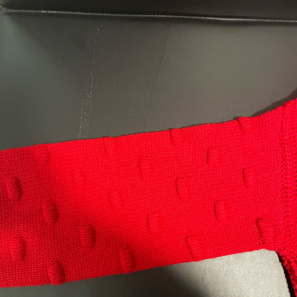 Red Jessica Simpson pullover - Picture 2 of 4